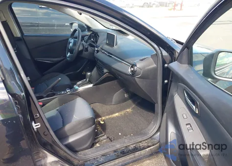 2017 Toyota Yaris Ia из США, поврежденный, VIN 3MYDLBYV9HY148817